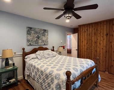 142 Bungalow - Photo Thumbnail 6