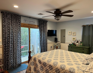 142 Bungalow - Photo Thumbnail 7