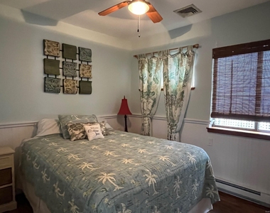 142 Bungalow - Photo Thumbnail 5