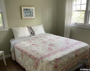 687 Ocean Breeze - Photo Thumbnail 7