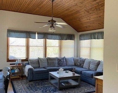 295 Cottage Walk - Photo Thumbnail 9