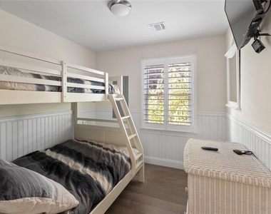 338 Surf Road - Photo Thumbnail 7