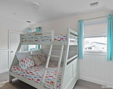 674 Ocean Breeze - Photo Thumbnail 10