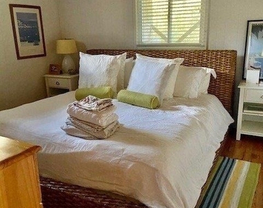 41 Atlantic Avenue - Photo Thumbnail 14