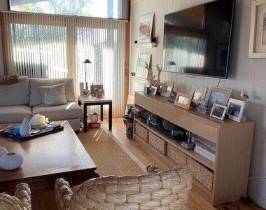 41 Atlantic Avenue - Photo Thumbnail 6