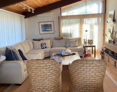 41 Atlantic Avenue - Photo Thumbnail 5