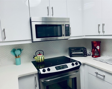 180 Clipper Road - Photo Thumbnail 5