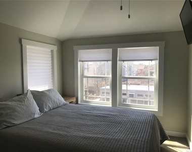 446 Dehnhoff Walk - Photo Thumbnail 3