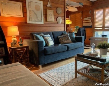 63 Thompson - Photo Thumbnail 2