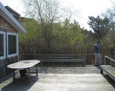 4 Superior Walk - Photo Thumbnail 16