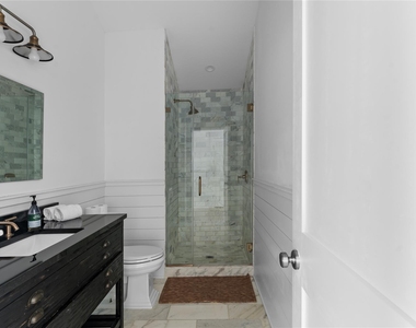 386 Dehnhoff - Photo Thumbnail 10