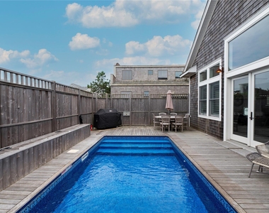 386 Dehnhoff - Photo Thumbnail 1