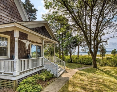 1695 Old Woods Path - Photo Thumbnail 4
