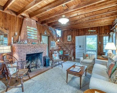 1695 Old Woods Path - Photo Thumbnail 7