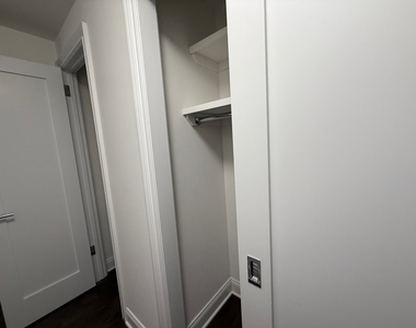 405 East 56th Street - Photo Thumbnail 13