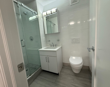 405 East 56th Street - Photo Thumbnail 15