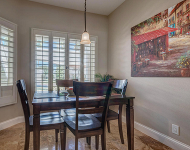 237 Vista Royale Circle W - Photo Thumbnail 14