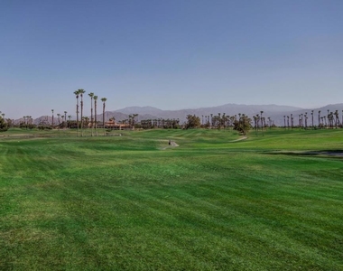 237 Vista Royale Circle W - Photo Thumbnail 28