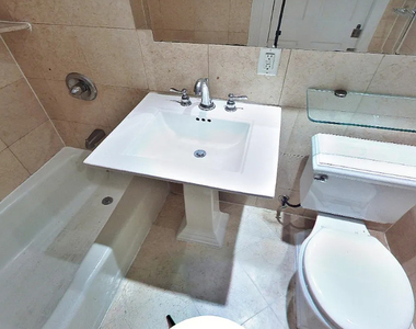 330 East 100th Street - Photo Thumbnail 7