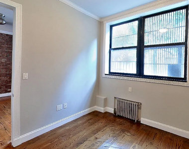 330 East 100th Street - Photo Thumbnail 2