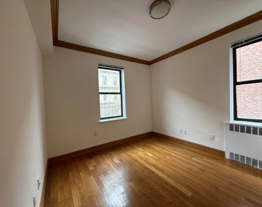 1680 York Avenue - Photo Thumbnail 9