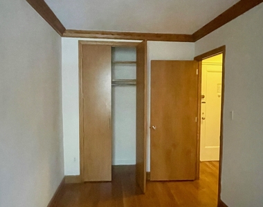 1680 York Avenue - Photo Thumbnail 10