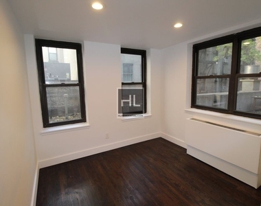 East 37th Street - Photo Thumbnail 3