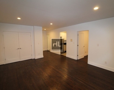 East 37th Street - Photo Thumbnail 1