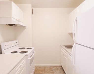 225 East 85th Street - Photo Thumbnail 8