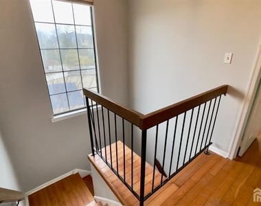 116 Longfield Court - Photo Thumbnail 13