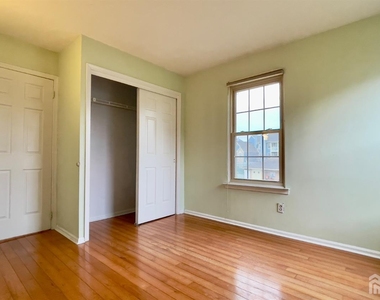 116 Longfield Court - Photo Thumbnail 17