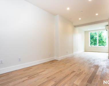 123 Park Avenue - Photo Thumbnail 13