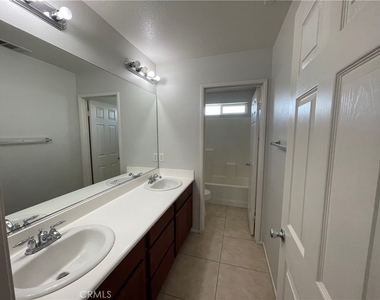 37222 Camden Dr - Photo Thumbnail 21