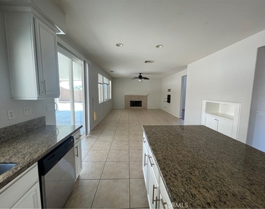 37222 Camden Dr - Photo Thumbnail 12