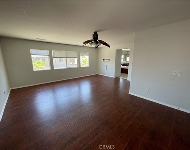37222 Camden Dr - Photo Thumbnail 18