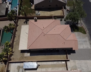 37222 Camden Dr - Photo Thumbnail 3