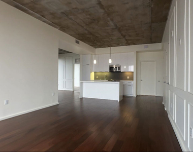 8500 W Sunset - Photo Thumbnail 10