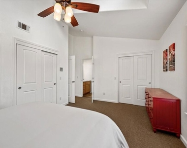 220 Hans Place - Photo Thumbnail 39