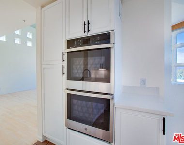 3002 3rd Street - Photo Thumbnail 16