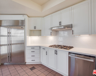 3002 3rd Street - Photo Thumbnail 12