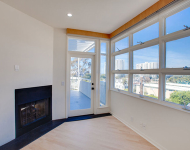 3002 3rd Street - Photo Thumbnail 8