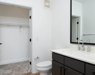 1401 Art Dilly Dr. - Photo Thumbnail 44