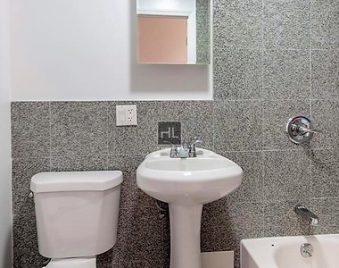 21 Adelphi Street - Photo Thumbnail 29