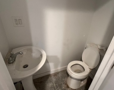 21 Adelphi Street - Photo Thumbnail 22