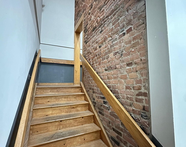 40 River Street - Photo Thumbnail 11