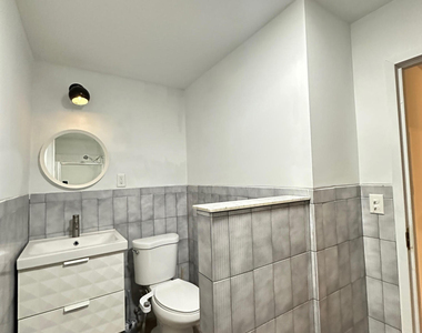 40 River Street - Photo Thumbnail 7