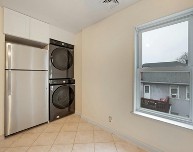 60 Wallace Street - Photo Thumbnail 9