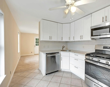 60 Wallace Street - Photo Thumbnail 8