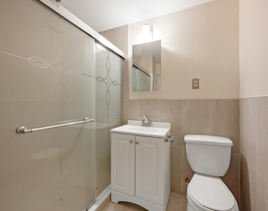60 Wallace Street - Photo Thumbnail 12