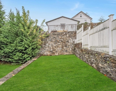 60 Wallace Street - Photo Thumbnail 18